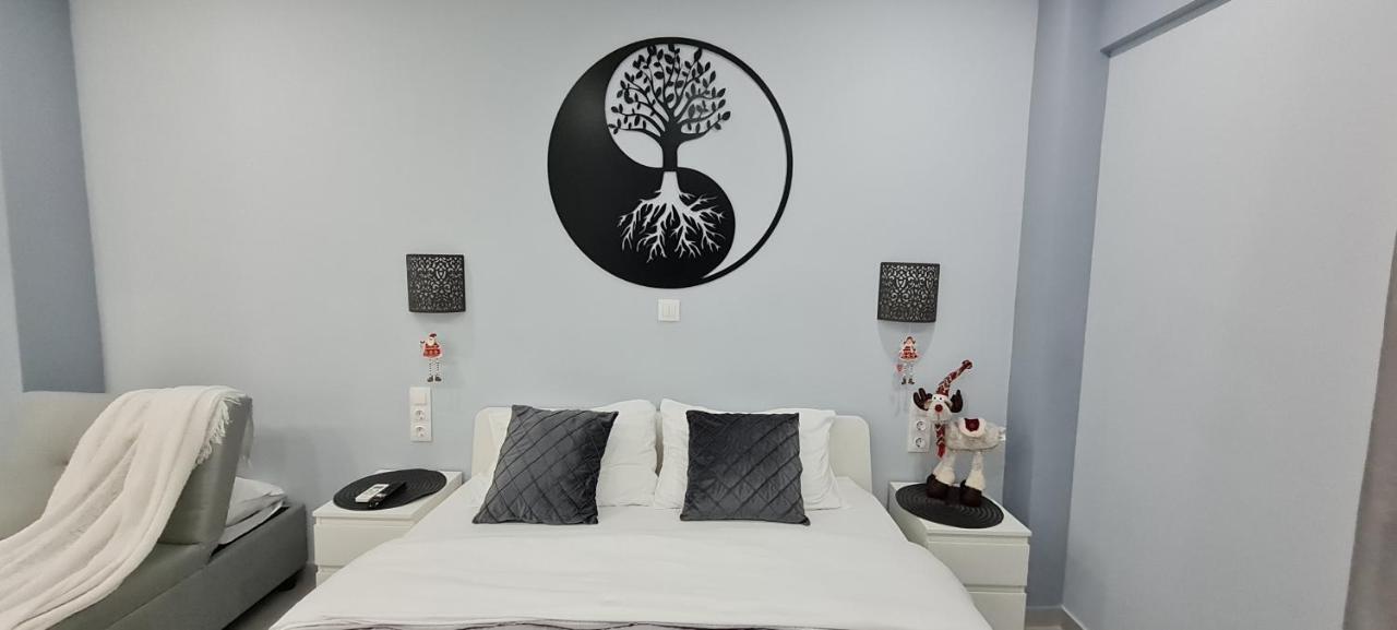 Cozy Apartment With Garden Near Town Center, Fully Renovated. Athena Bagian luar foto